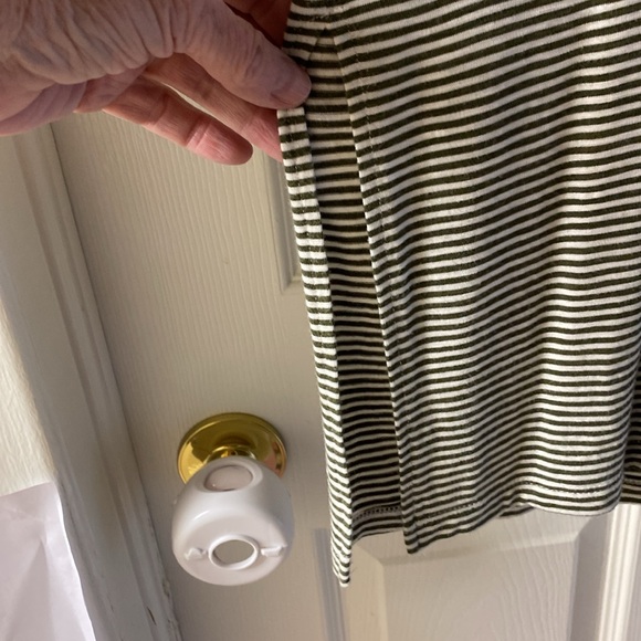 Old Navy Tunic Length Top - size L - Picture 2 of 5